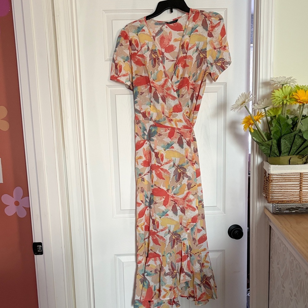 Floral Print Maxi Dress - Picture 3 of 7